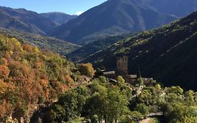 Le nid d' évol gite avec balnéo,terrasse et vue sur la montagne